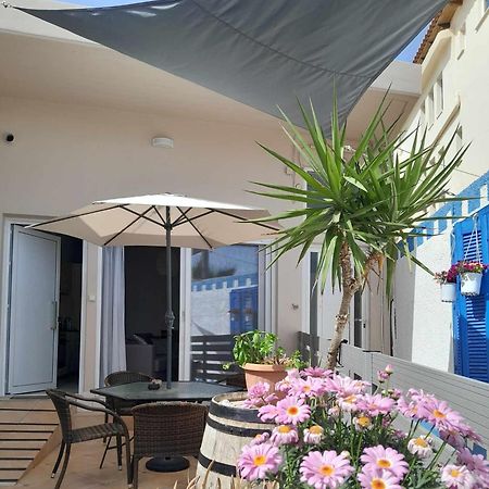 The Getaway Apartment Agia Marina  Luaran gambar