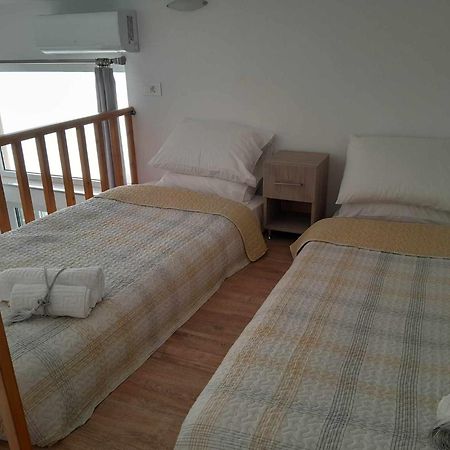 The Getaway Apartment Agia Marina  Luaran gambar