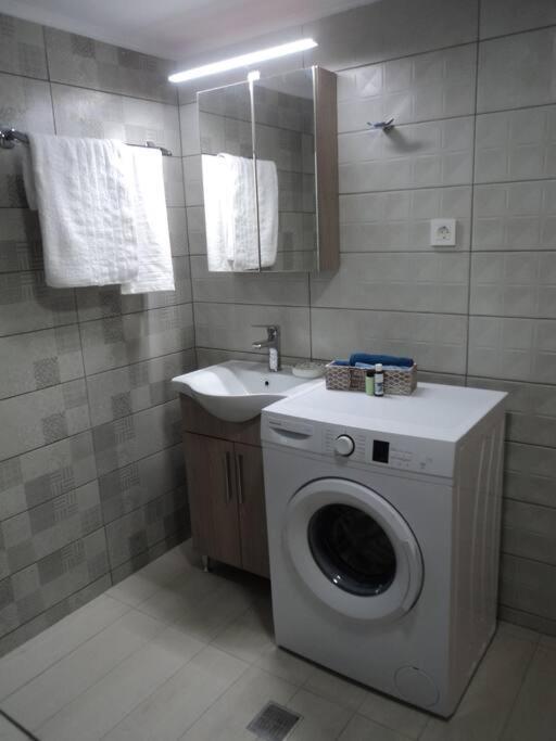 The Getaway Apartment Agia Marina  Luaran gambar