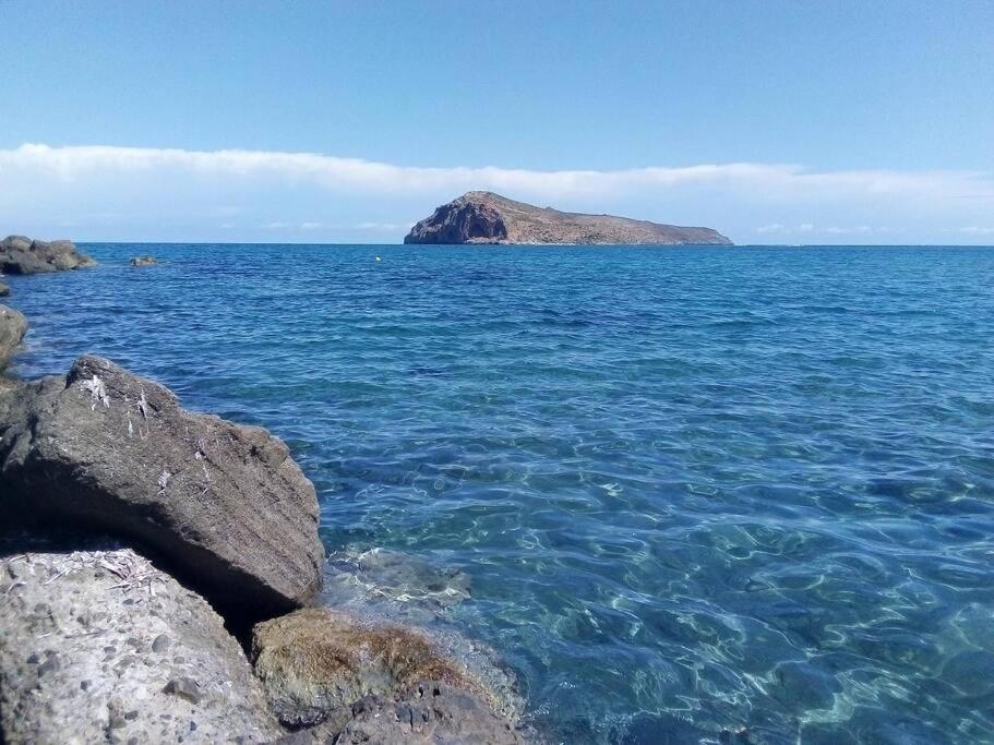 The Getaway Apartment Agia Marina  Luaran gambar