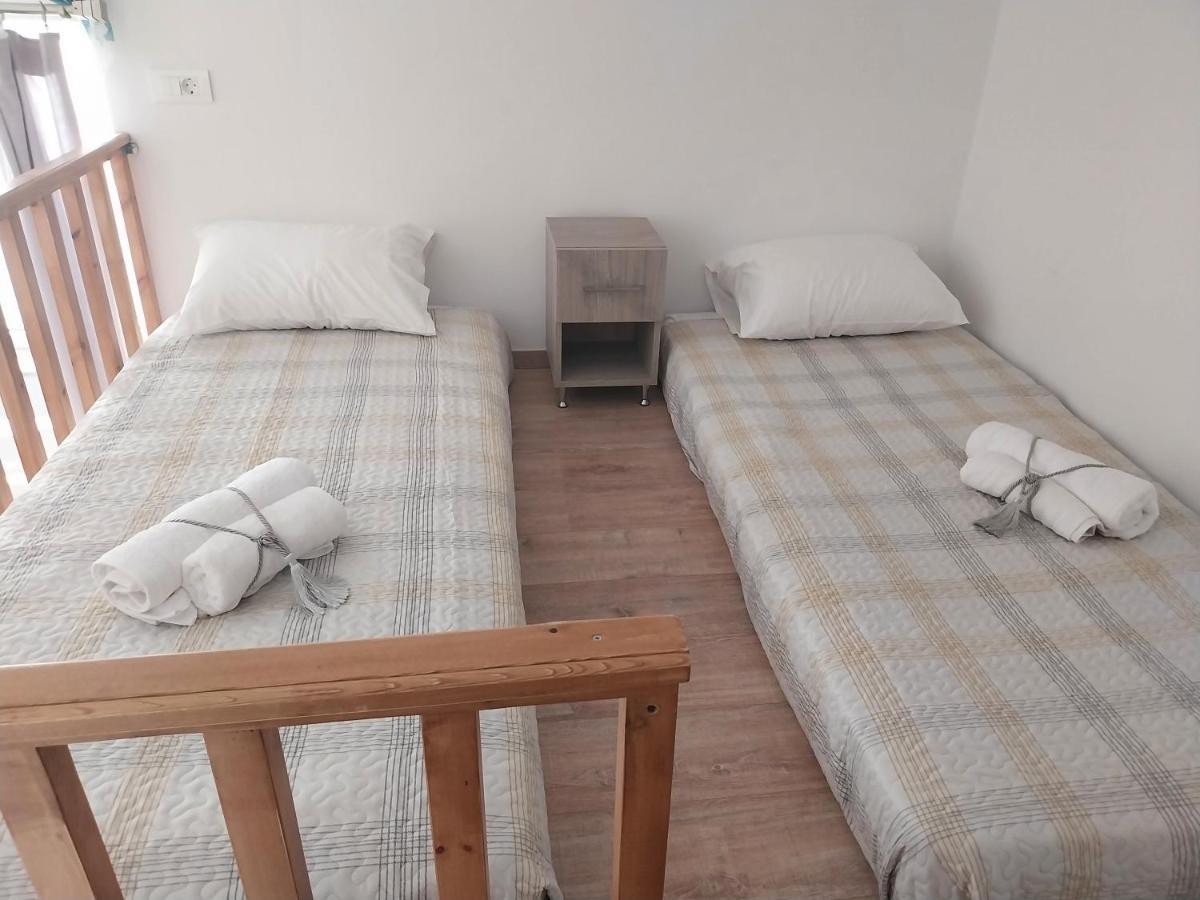 The Getaway Apartment Agia Marina  Luaran gambar
