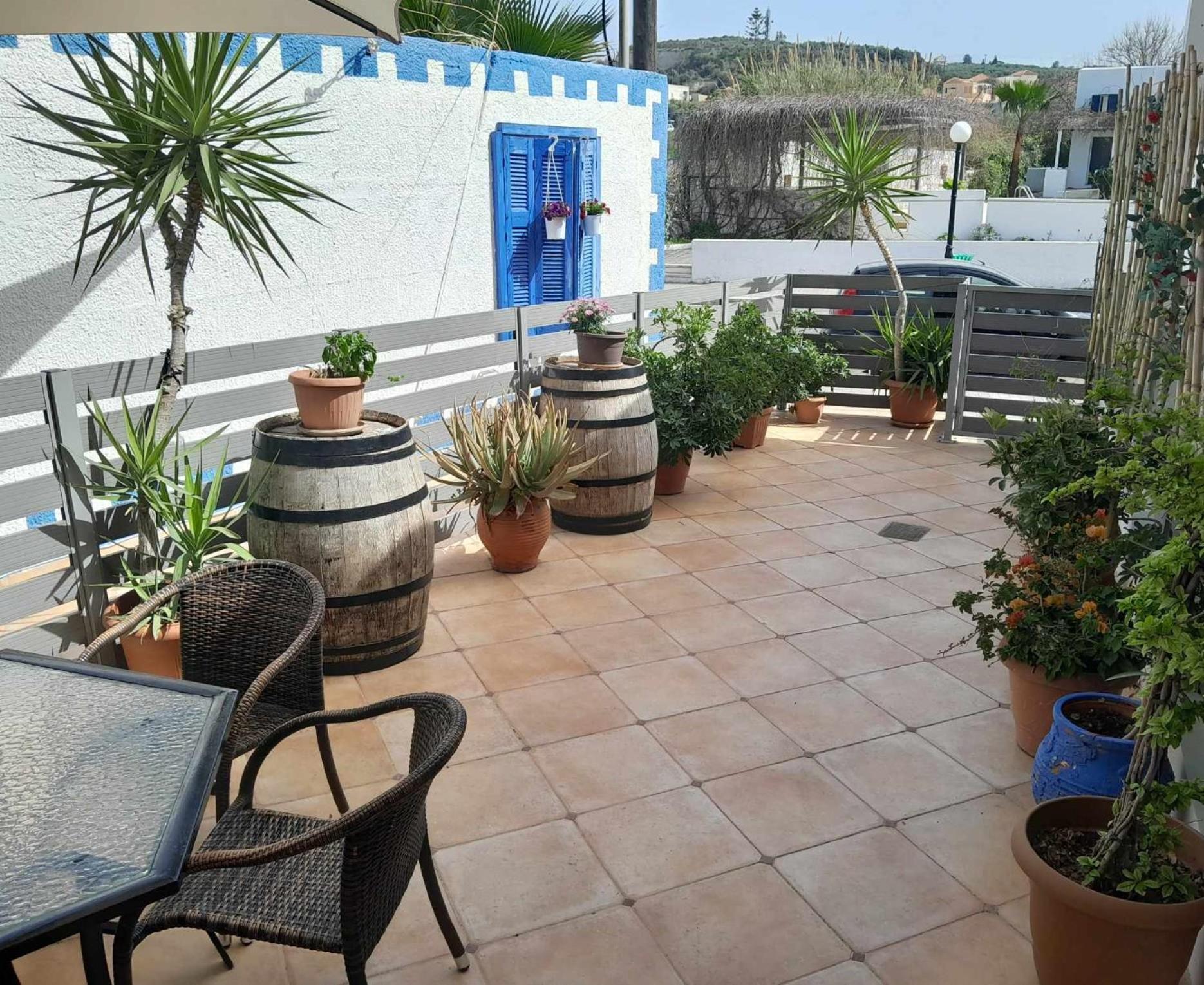 The Getaway Apartment Agia Marina  Luaran gambar