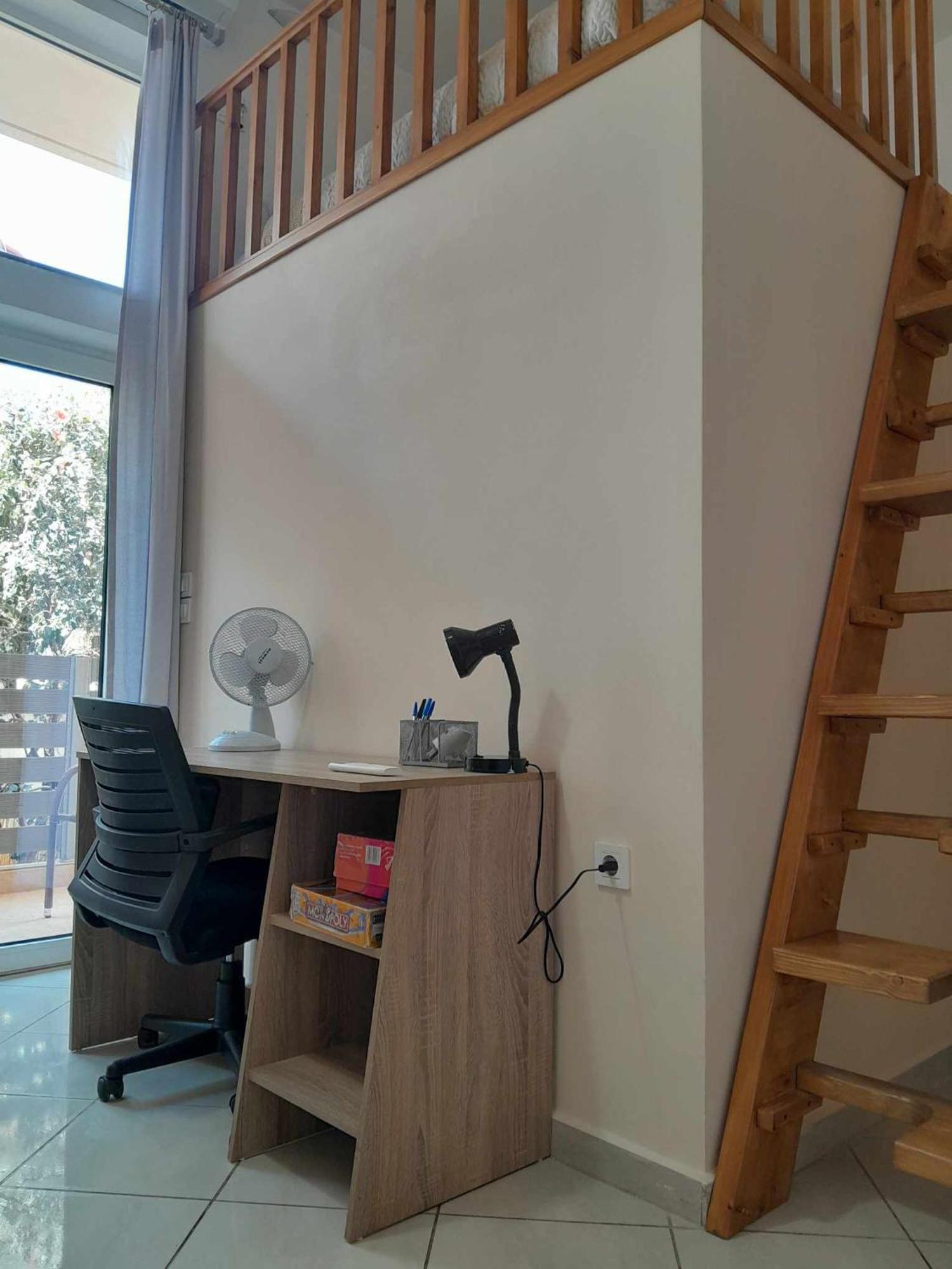The Getaway Apartment Agia Marina  Luaran gambar